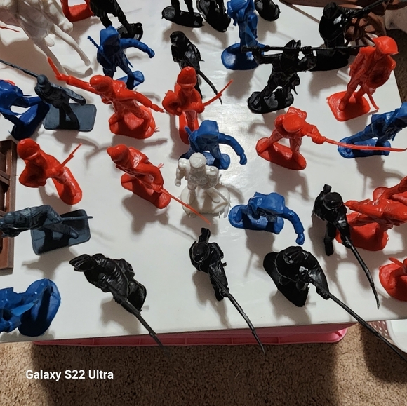 The American Revolution's Souvenir Playset 36 Figs Cannon, Mortar, Horse & Scene - Picture 2 of 5